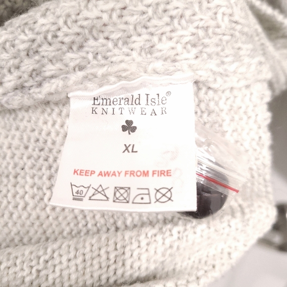 Emerald Isle Knitwear Men's sweater - Picture 4 of 6